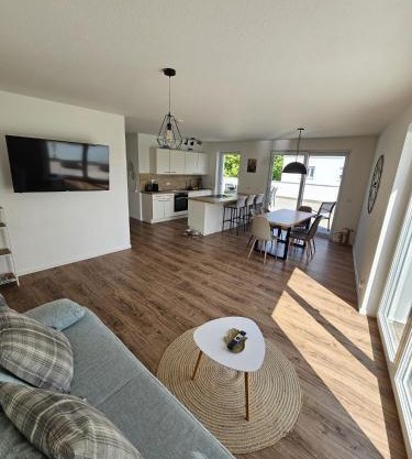 Exklusive COZY 3-Zi-Penthouse mit großer Dachterrasse Nähe Europa Park und Rulantica