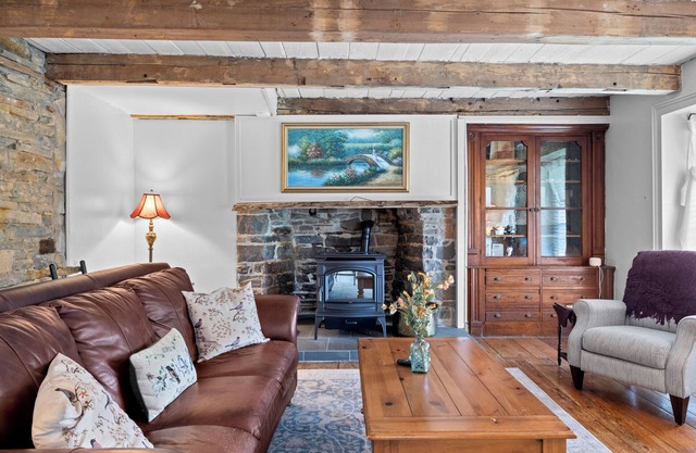 Experience Rich History&Relax at a Delightful Residence Center ofNYHudson Valley
