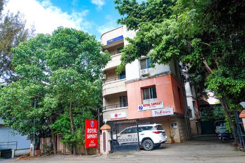 FabExpress Royal Samrat - Ram Manohar Lohiya