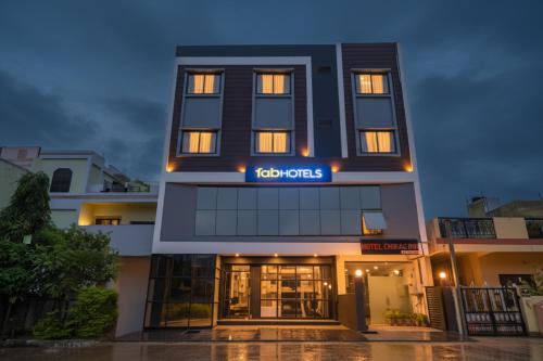 FabHotel Chirag Inn