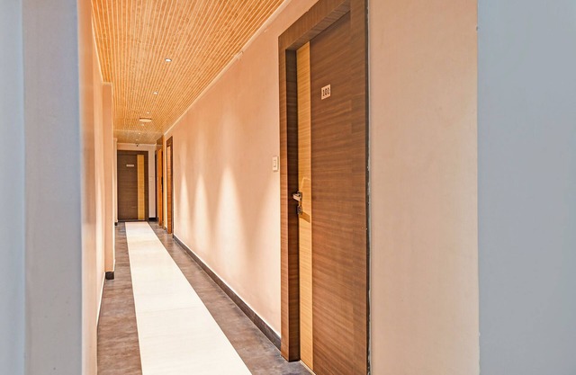 Fabhotel Kzar Select