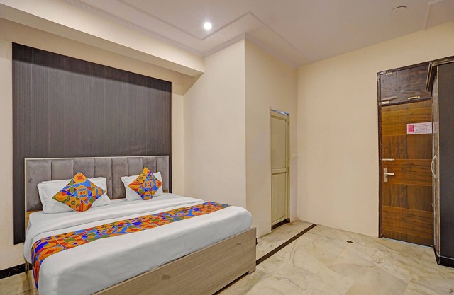 Fabhotel Rn Residency
