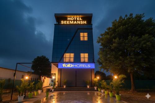 FabHotel Seemansh