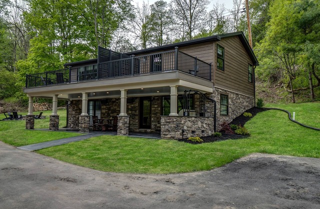 Fall Brook: Modern, woodsy home beside waterfalls and hiking trails