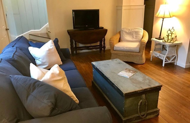 Family-friendly 4 Bedroom House on Chappy - Book Now for Summer 2024