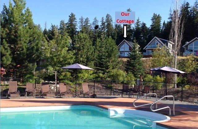 Family Friendly Cottage Located Near Pool and Amenities
