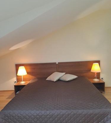 Family Studio 407, Villa park