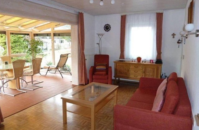 Ferienhaus 20-e mit Wintergarten und Garage - Ferienhäuser im Feriendorf Weissensee im Allgäu