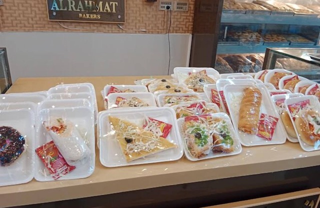 Food Qila Hotel & Guest House