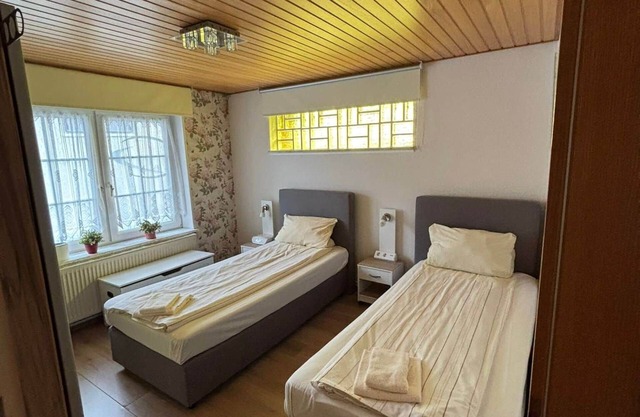 Fuhrkamp 74 - 1 bedroom with living room