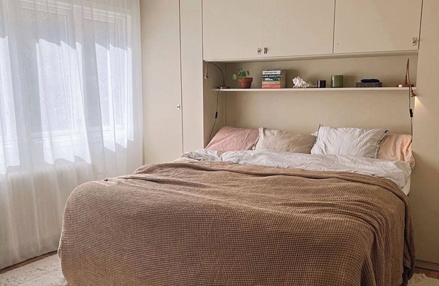 Fully equipped house near ocean and city center