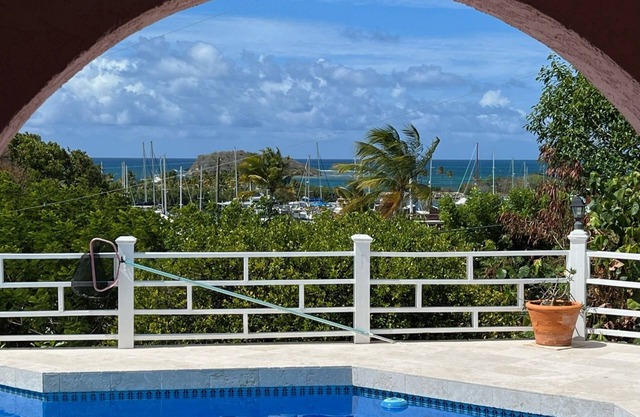 Gated Neighborhood with Sandy Beach
