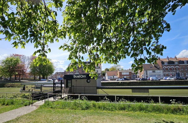 Gîte de groupe sur l'eau - Barge in Saint-Omer at the gateway to the Marais Audomarois
