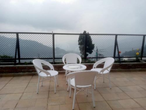 Glen Mist, Mesmerizing Valley View Homestay, Kodai