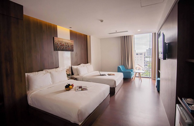 Gold Central Hotel by Haviland