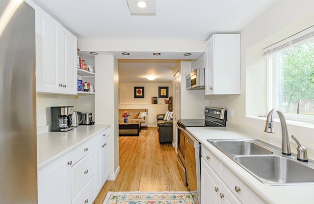 Gordon Head BnBnClean & Comfortablenwith everything you'll neednGreat Reviews