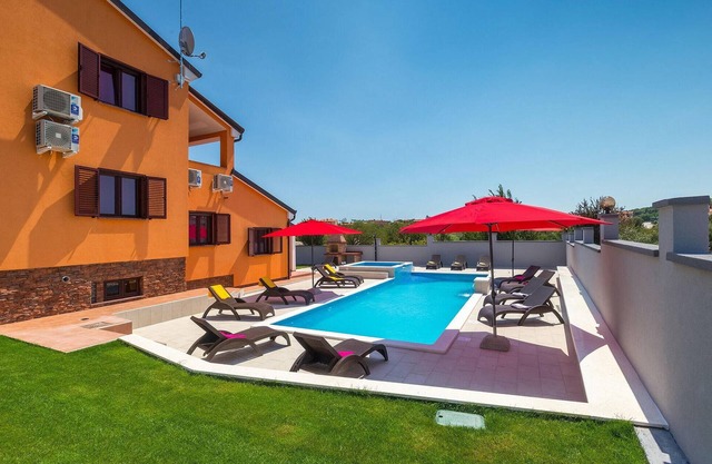 Gorgeous home in Pula