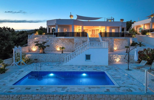 Gorgeous home in Sevid
