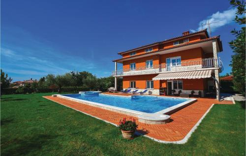 Gorgeous Home In Sezana With Sauna