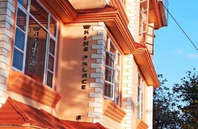 Goroomgo King Palace Shimla