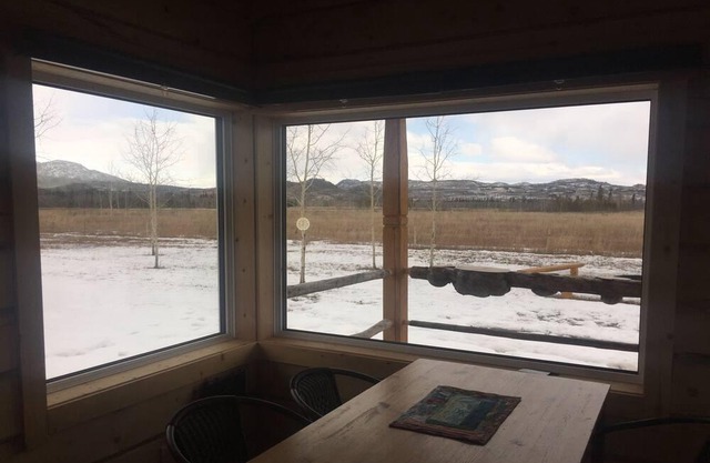 Grandma & Grandpa Aurora Viewing Cabin