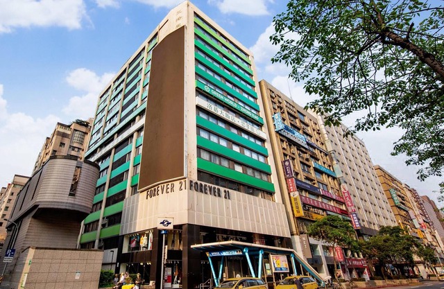 Green World Hotels ZhongXiao