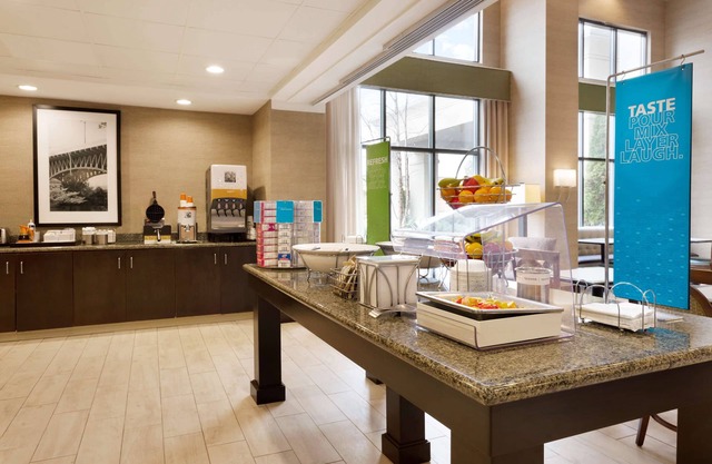 Hampton Inn & Suites Birmingham East Irondale