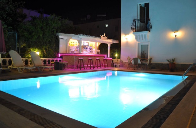 HANBABA HOTEL