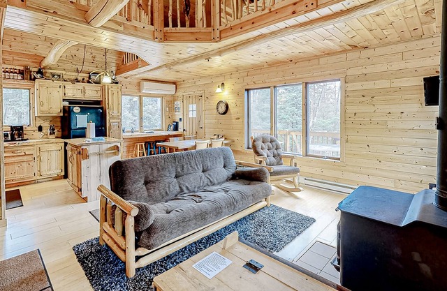 Hand-Built, Waterfront Log Home w/ Wood Stove, Firepit, Boat Landing & Boats!