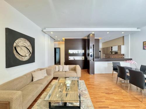 Haus 22, 2-BR in Gemmayze