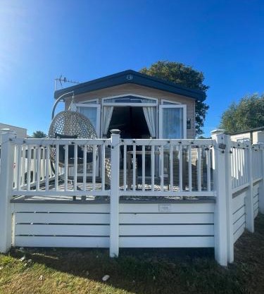 Haven caravan Kent coast sleeps 6 with WiFi