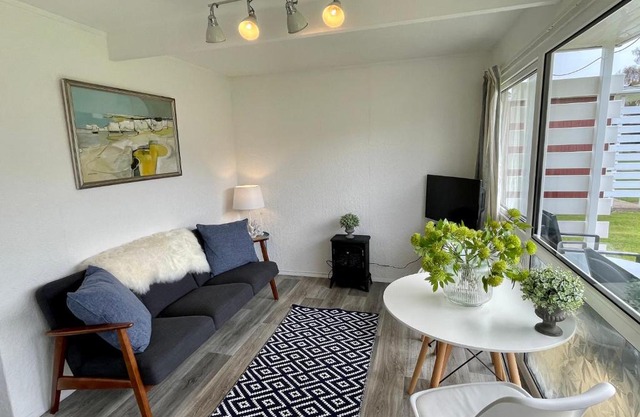 Heacham Holiday Chalet, close to sandy beach