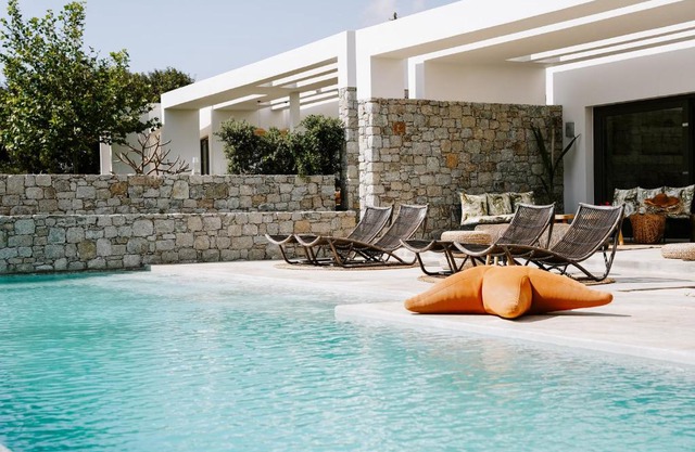 Hidden Hill Naxos Villas