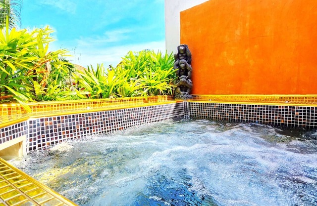 HIDELAND Luxury Pool Villa Pattaya Walking Street 5 Bedrooms