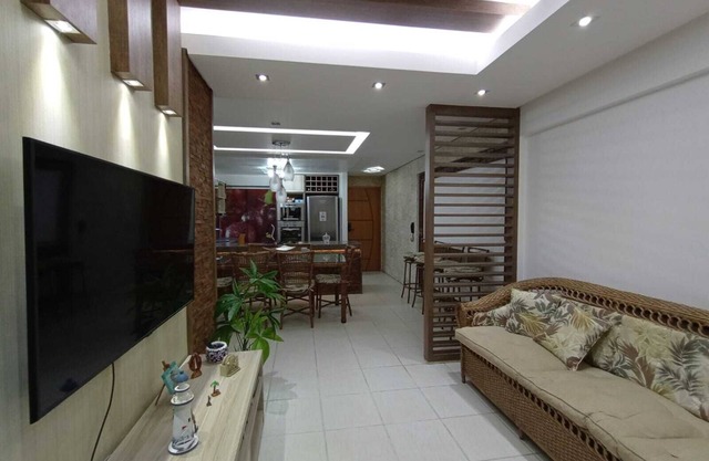 HIGH STANDARD APARTMENT IN GUILHERMINA FACING THE SEA WITH AIR CONDITIONING