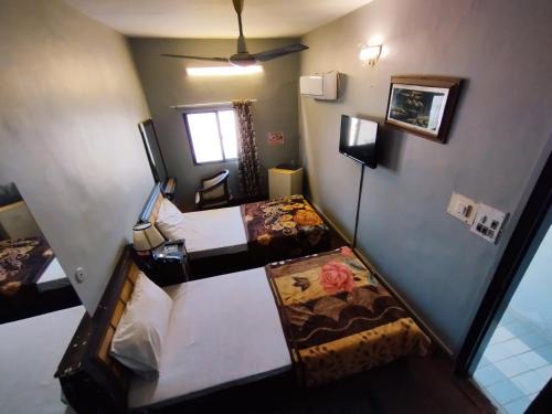 HillTop Hotel