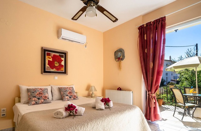 Holiday Accommodation "Mary's house" with castle view and close to the beach.