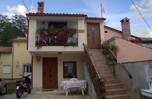 Holiday apartment mit Terrasse