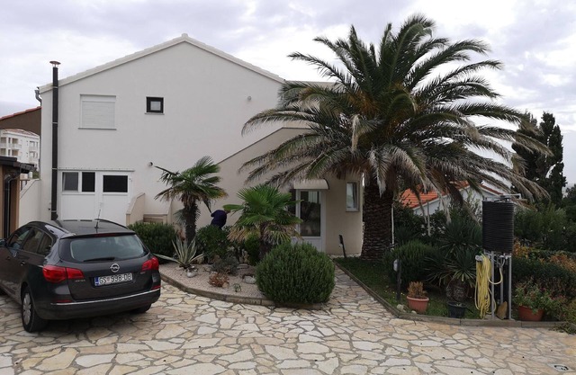 Holiday apartment Novalja for 2 - 4 persons with 2 bedrooms - Row house