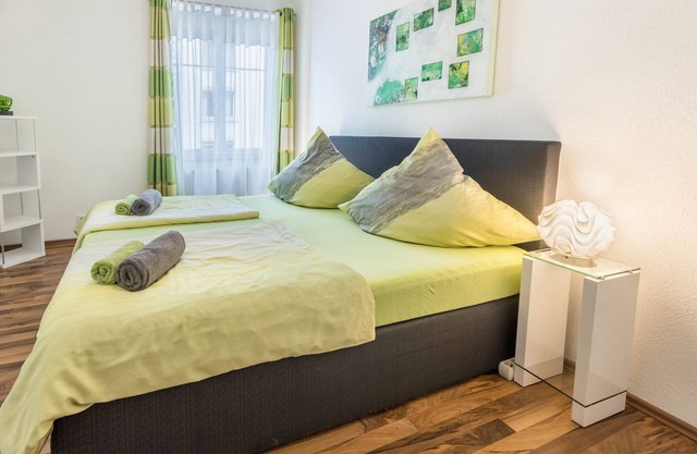 Holiday Apartment 'Stachel A' with Private Balcony & Wi-Fi