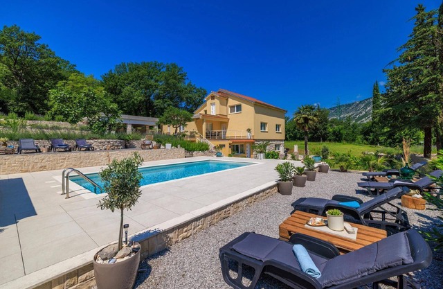 Holiday apartment Tribalj for 2 - 4 persons with 2 bedrooms - Holiday apartment