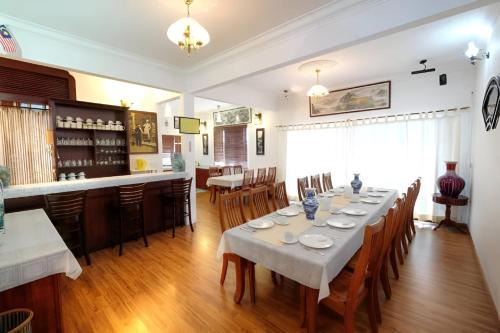 Holiday Bungalow Suites - Sleeps Up To 26 Pax