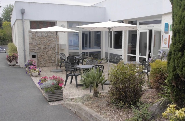 Holiday complex La Côte d'Émeraude, St.Cast-le-Guildo, terraced house sea view