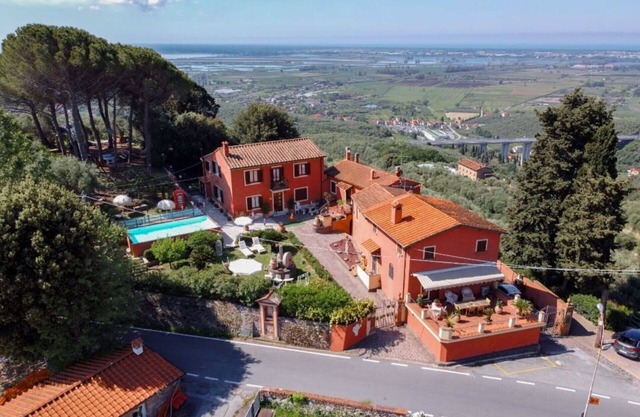 Holiday flat with Sea view for 4 People