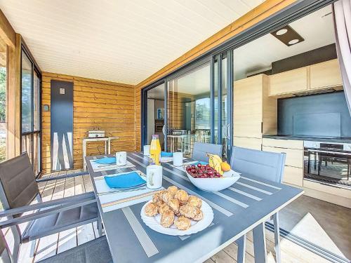 Holiday Home Chalet moderne La Baule-Guérande by Interhome