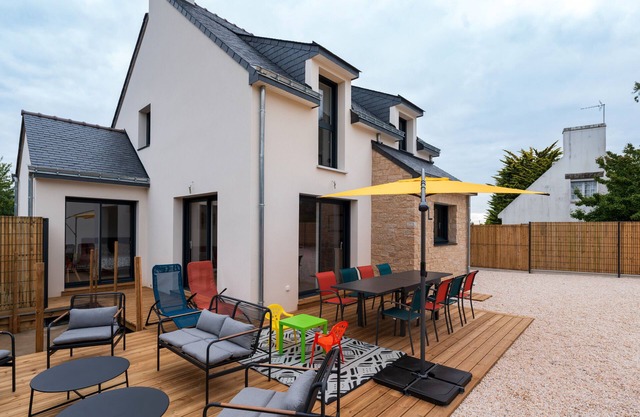 Holiday Home 'Family Prince' with Private Terrace, Private Garden and Wi-Fi