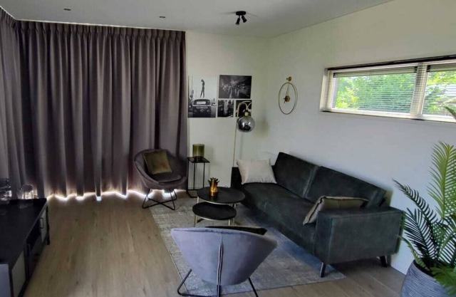 Holiday home Kleyn Happiness