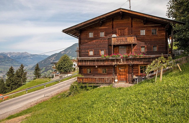 Holiday Home 'Oberlehen Hof' with Mountain View and Private Terrace