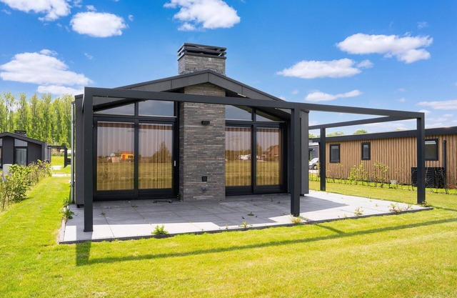 Holiday Home Oud Ade near Kaag Lakes
