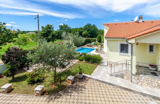 Holiday house Marcana for 1 - 5 persons with 2 bedrooms - Row house